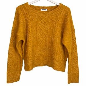 Old Navy Cable Knit Fisherman Sweater Gold Size L Crew Neck Acrylic/Wool NWOT